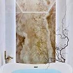 Trevi Fountain Elegant *