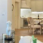 Trevi Fountain Elegant Apartamento Roma