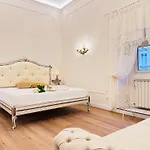 Trevi Fountain Elegant Apartamento Roma